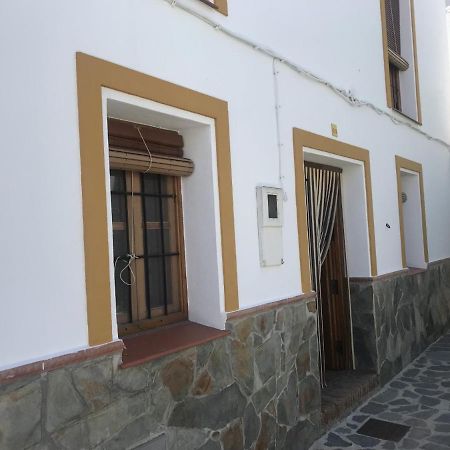 Casa Petra : Bonita Casa Rural En Yunquera מראה חיצוני תמונה
