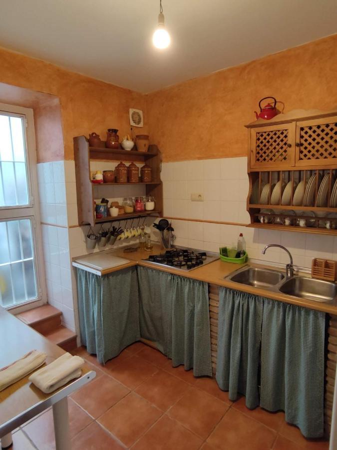 Casa Petra : Bonita Casa Rural En Yunquera מראה חיצוני תמונה