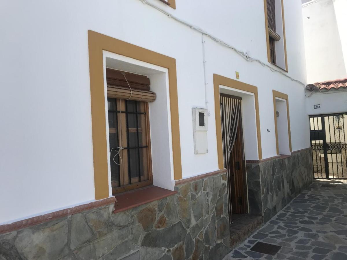 Casa Petra : Bonita Casa Rural En Yunquera מראה חיצוני תמונה
